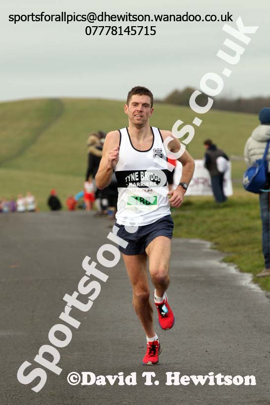 Senior men and women, 2016 Heaton Memerial 10k Road Race. Photo: David T. Hewitson/Sports for All Pics